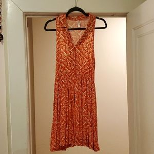 Collared Sleeveless Patterned Dress